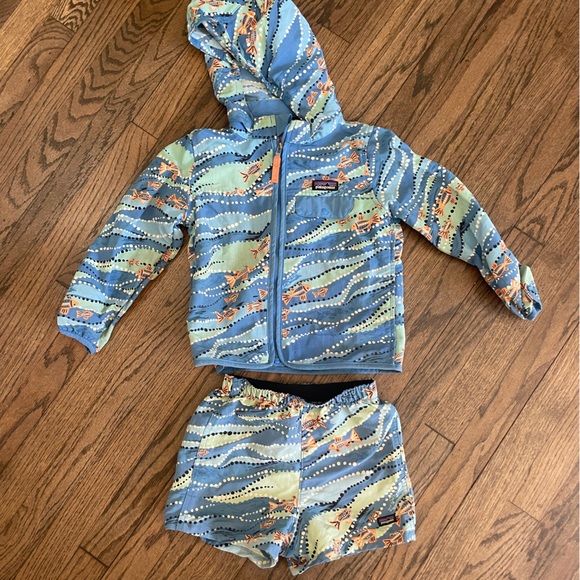 Patagonia Other - Patagonia Baby Baggies Jacket and Shorts Set Size 4T Blue with Orange Fish